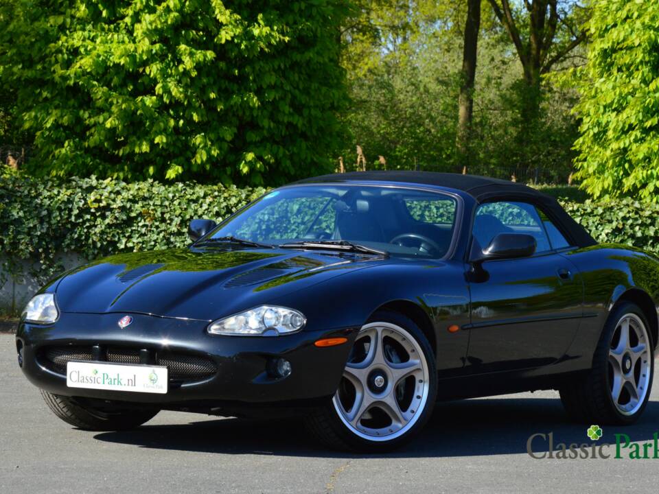 Afbeelding 5/50 van Jaguar XKR (2000)