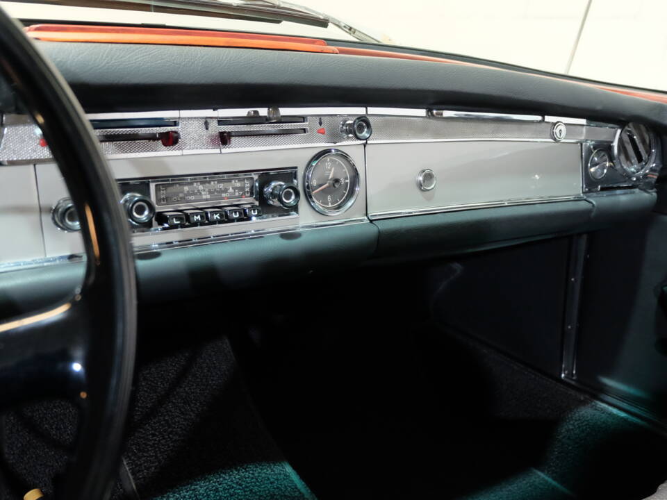 Image 21/35 of Mercedes-Benz 230 SL (1964)