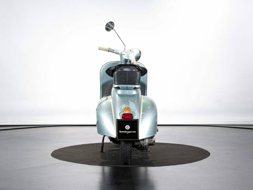 Bild 3/35 von Piaggio Vespa 150 (1960)