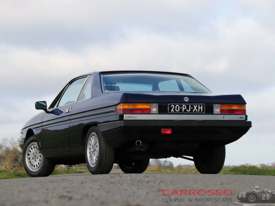 Image 41/50 de Lancia Gamma Coupe 2000 (1981)