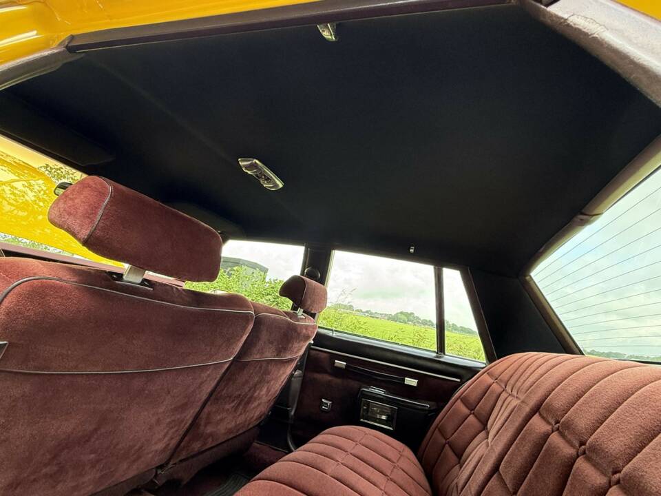 Image 18/22 of Chevrolet Caprice Classic (1985)