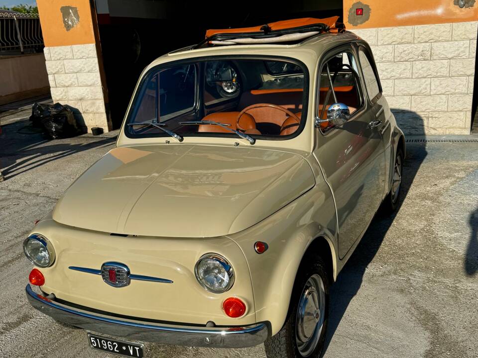 Image 4/39 of FIAT 500 F (1968)