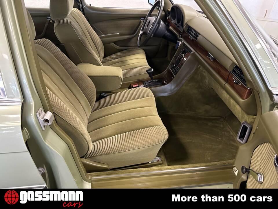 Image 14/15 of Mercedes-Benz 280 S (1978)