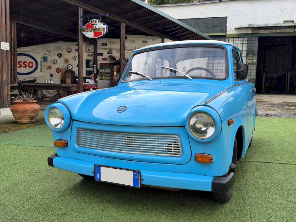 Image 6/45 of Trabant 601 (1966)