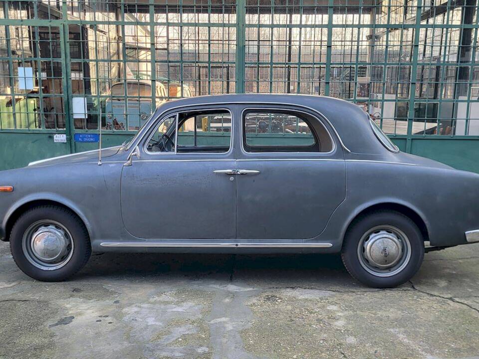 Image 3/45 of Lancia Appia (1962)