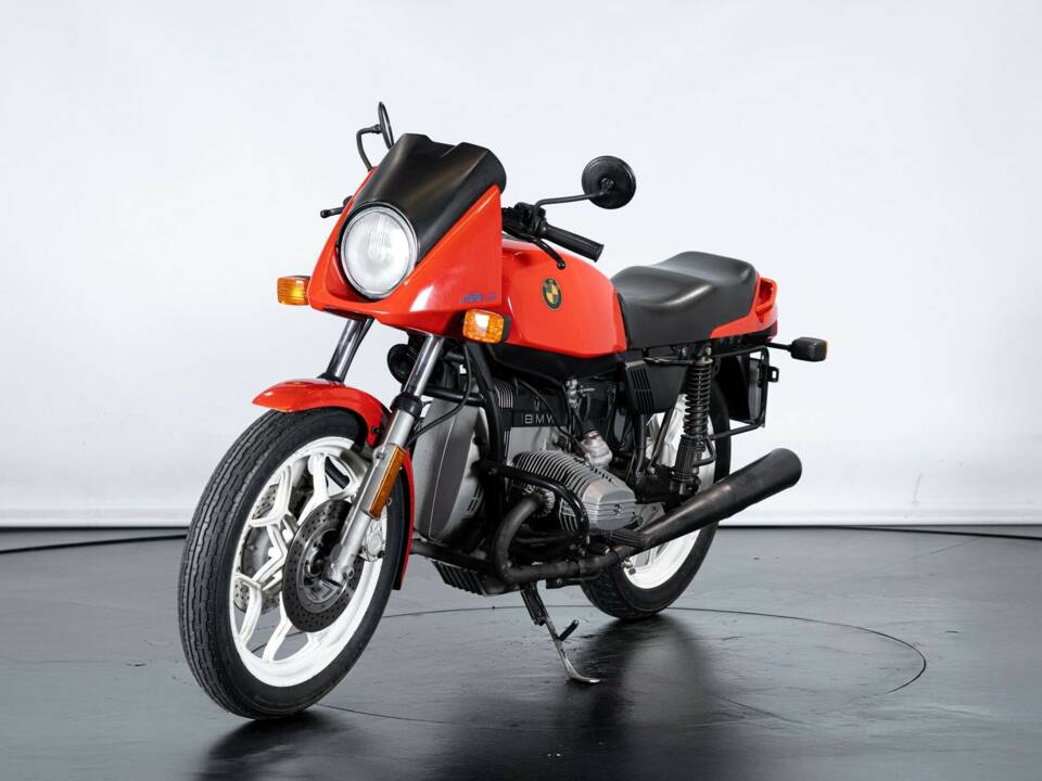 Image 3/37 of BMW R 65 (1983)