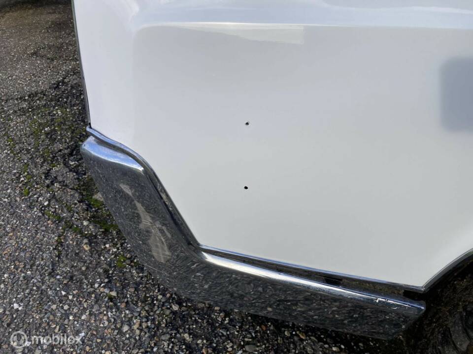 Bild 44/50 von Lincoln Continental Convertible (1966)