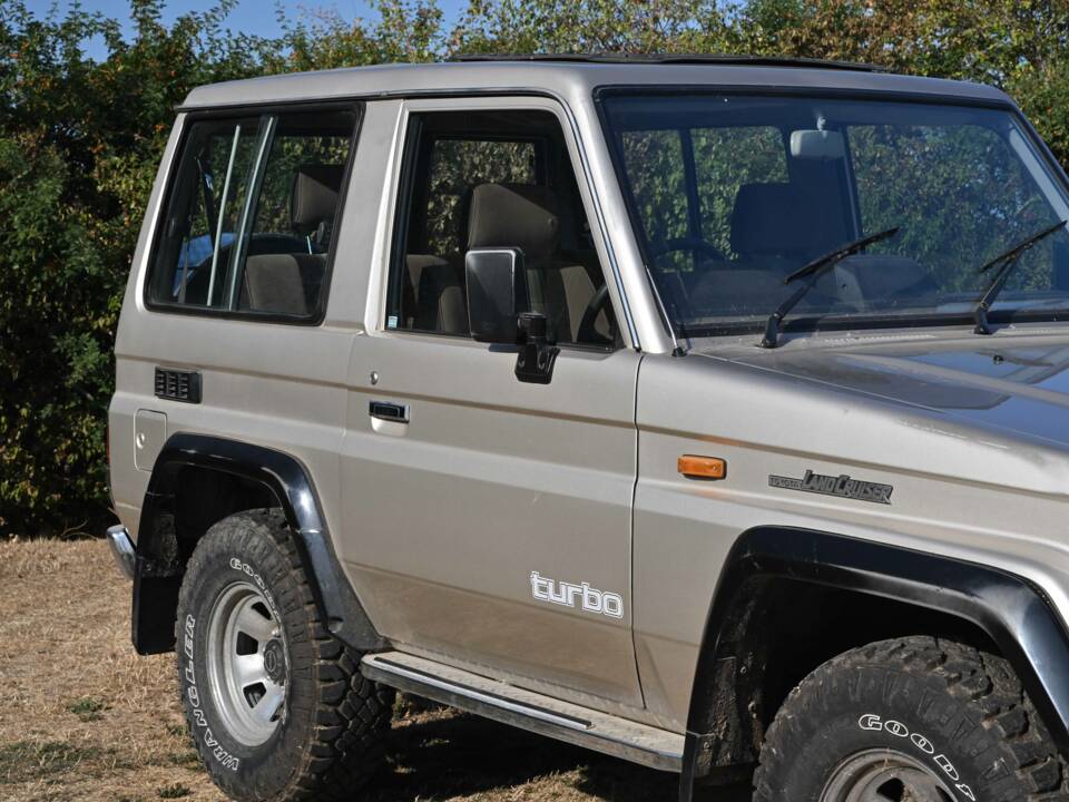 Bild 47/50 von Toyota Landcruiser Turbo LJ 70 (1989)