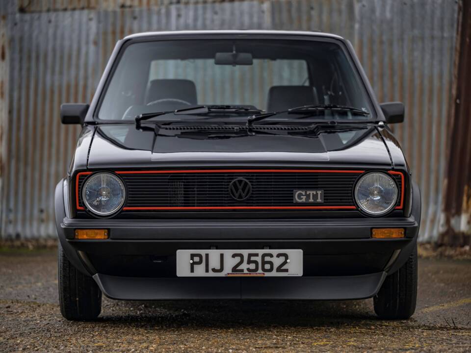 Bild 5/7 von Volkswagen Golf I GTI 1.6 (1982)