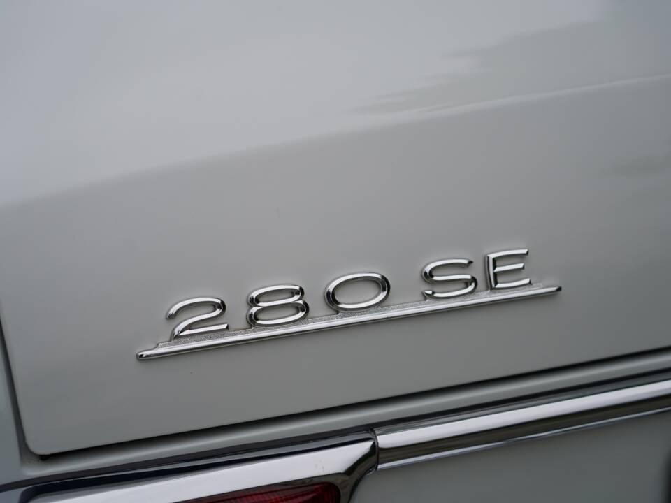 Image 15/15 of Mercedes-Benz 280 SE 3,5 (1971)