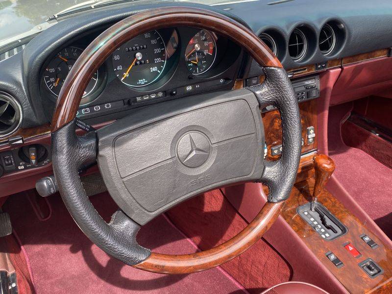 Afbeelding 46/49 van Mercedes-Benz 300 SL (1986)