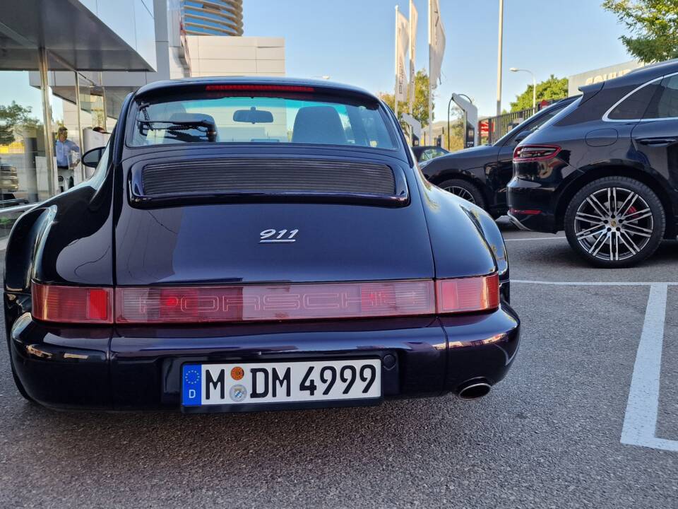 Imagen 13/17 de Porsche 911 Carrera 4 &quot;30 Jahre 911&quot; (1993)
