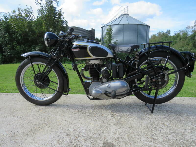 Immagine 2/42 di Triumph DUMMY (1938)