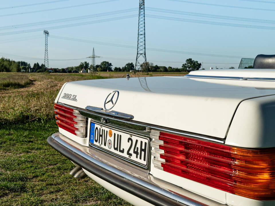 Immagine 30/42 di Mercedes-Benz 380 SL (1981)