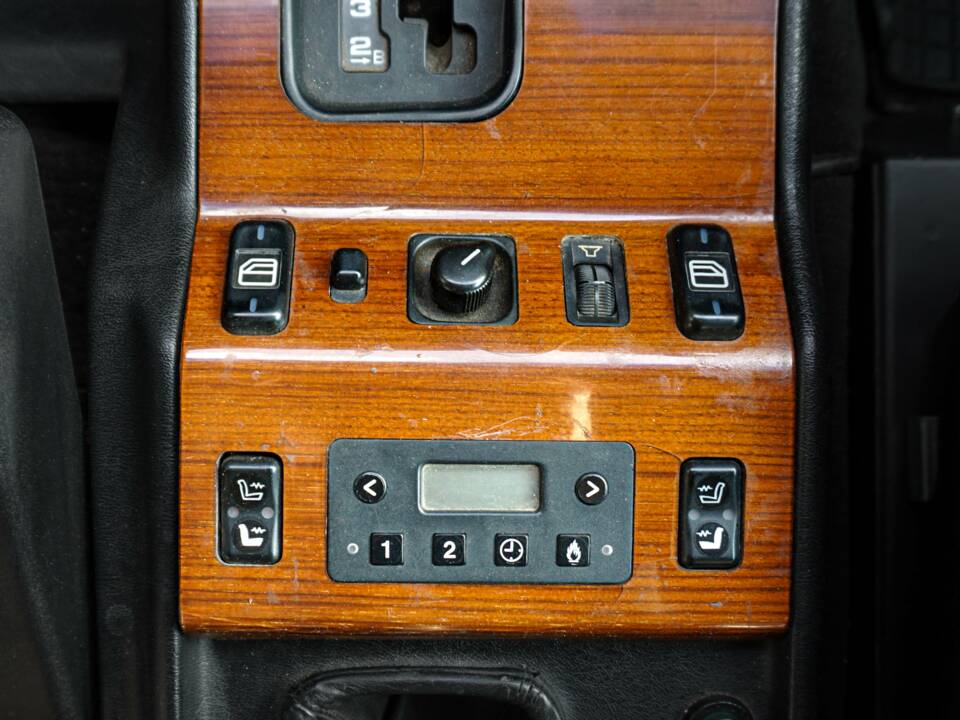 Bild 11/45 von Mercedes-Benz 300 GE (lang) (1991)