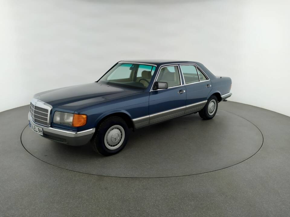 Image 3/5 of Mercedes-Benz 500 SE (1983)