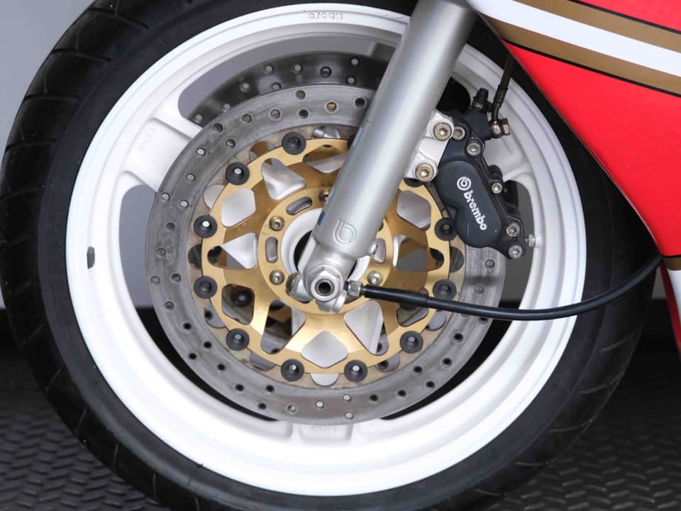 Image 52/95 of Bimota YB6 (1990)