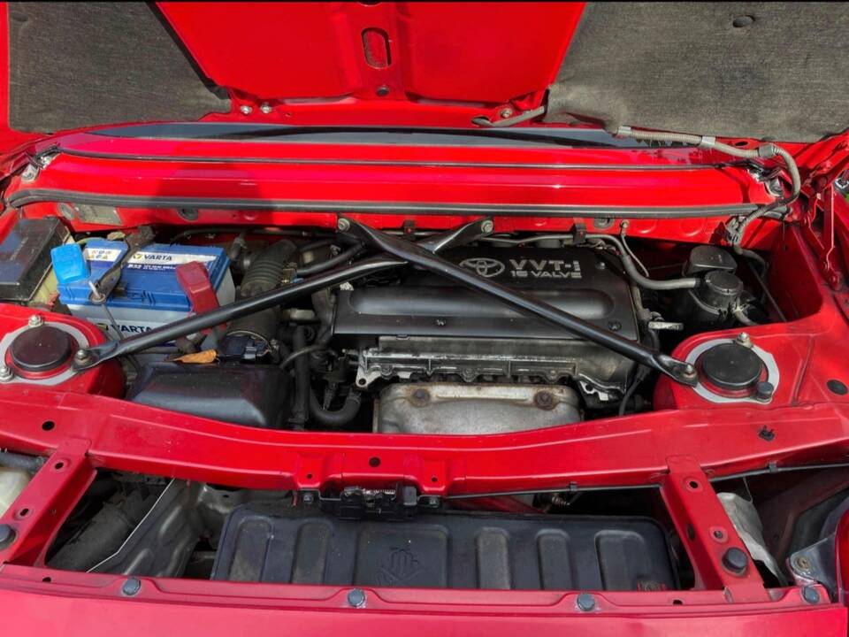 Image 43/57 of Toyota MR2 (2003)