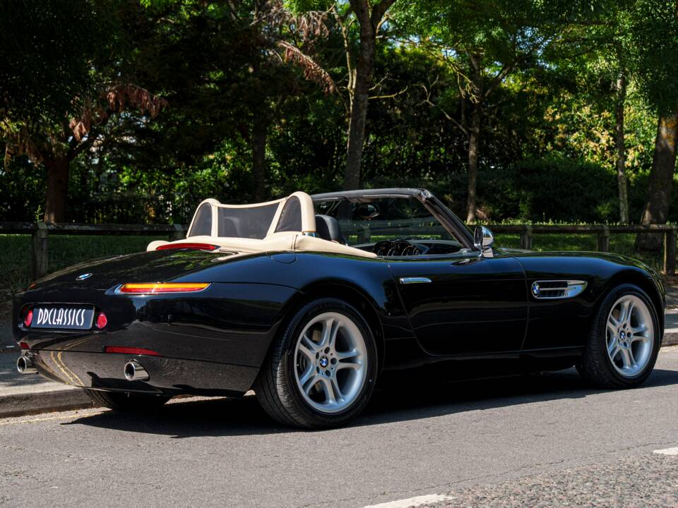 Image 3/30 of BMW Z8 (2003)