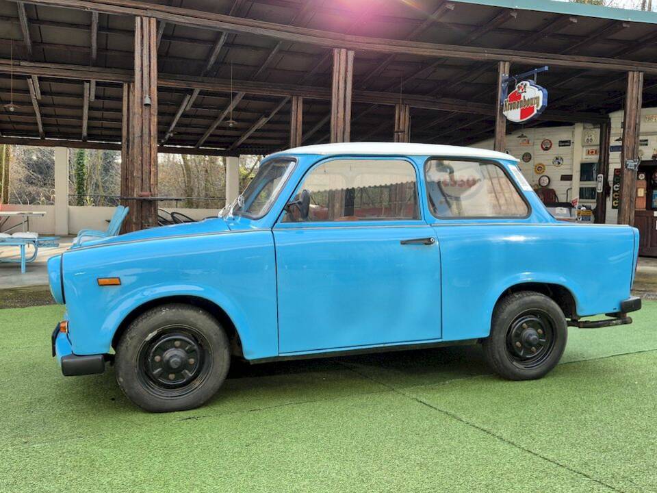 Image 4/45 of Trabant 601 (1966)