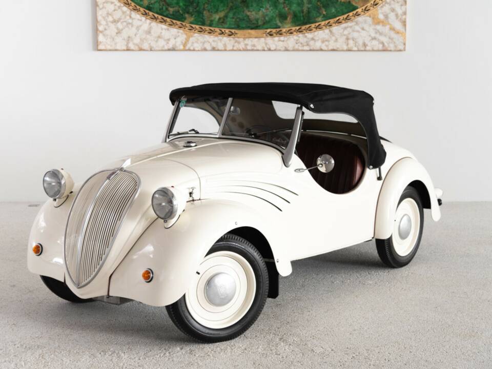 Image 2/36 of NSU-Fiat 500 A Topolino Weinsberg (1940)