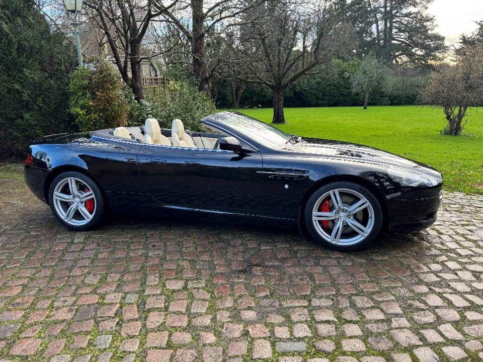 Image 20/37 de Aston Martin DB 9 Volante (2008)