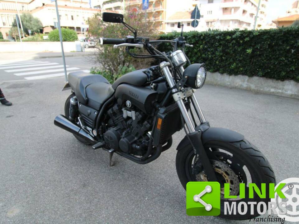 Image 7/10 de Yamaha DUMMY (1997)