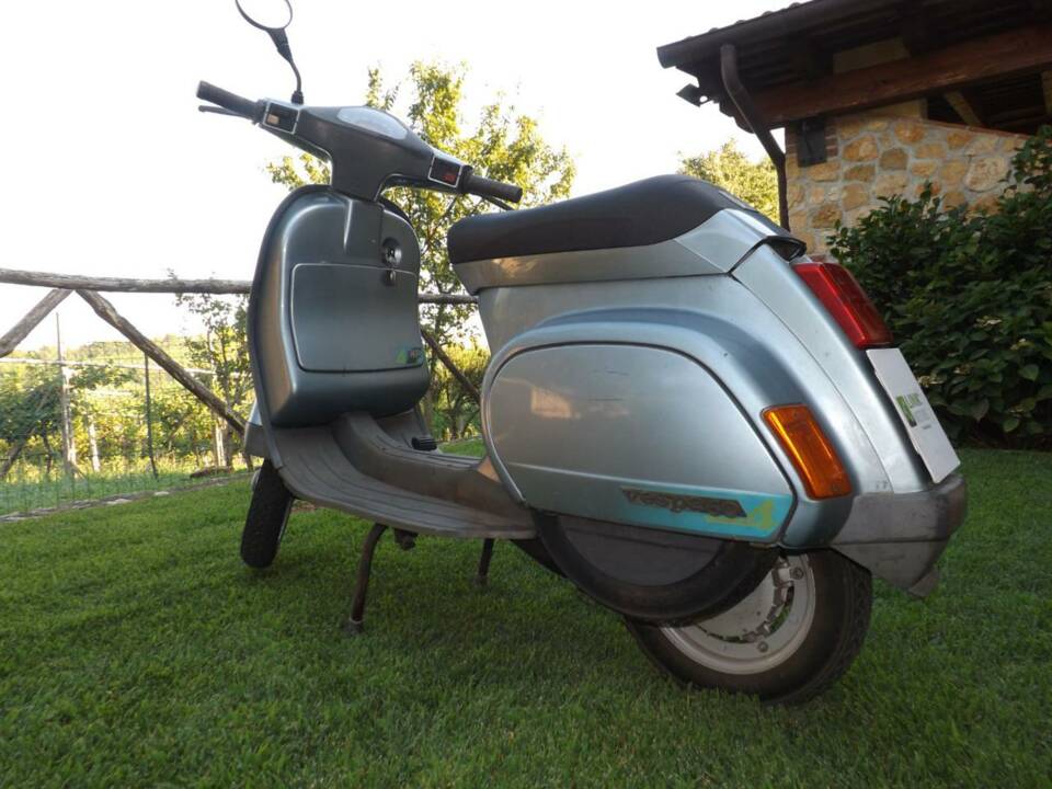 Afbeelding 4/50 van Piaggio Vespa 50 (1995)