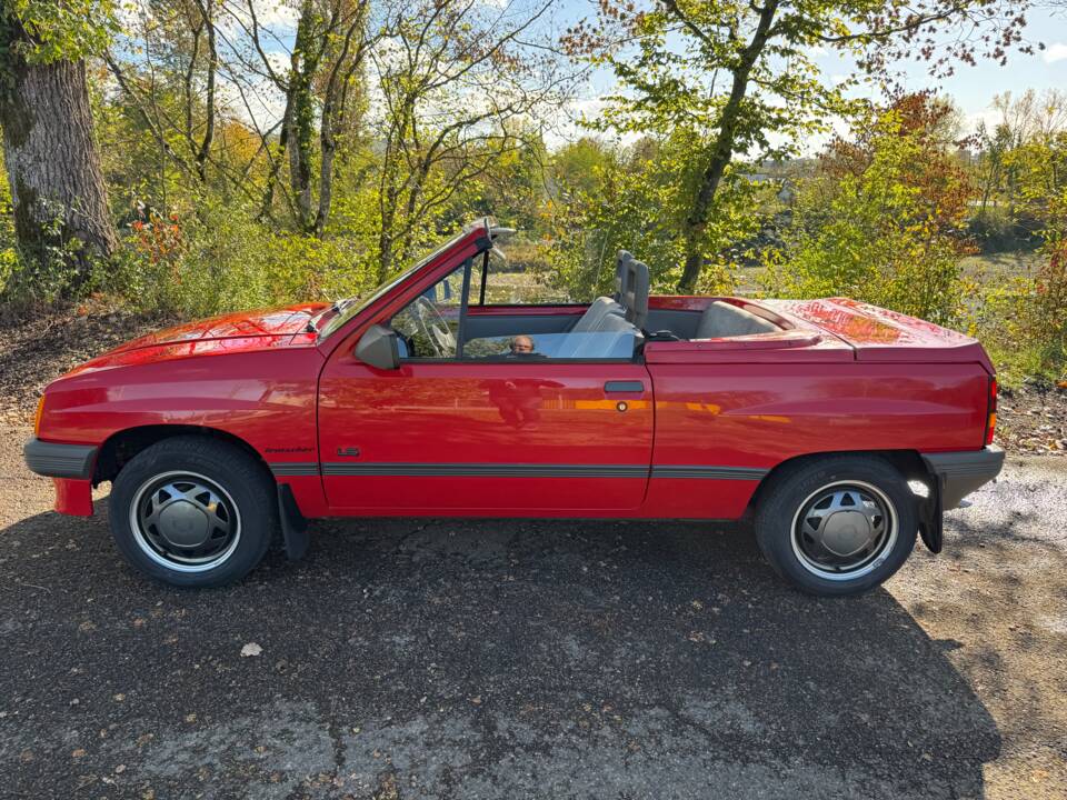 Image 53/77 of Opel Corsa Spider i130 Irmscher (1989)