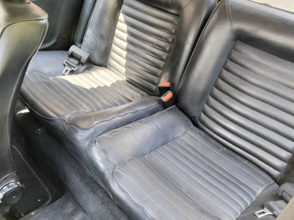 Image 35/55 de Volkswagen Golf Mk I Convertible 1.6 (1990)