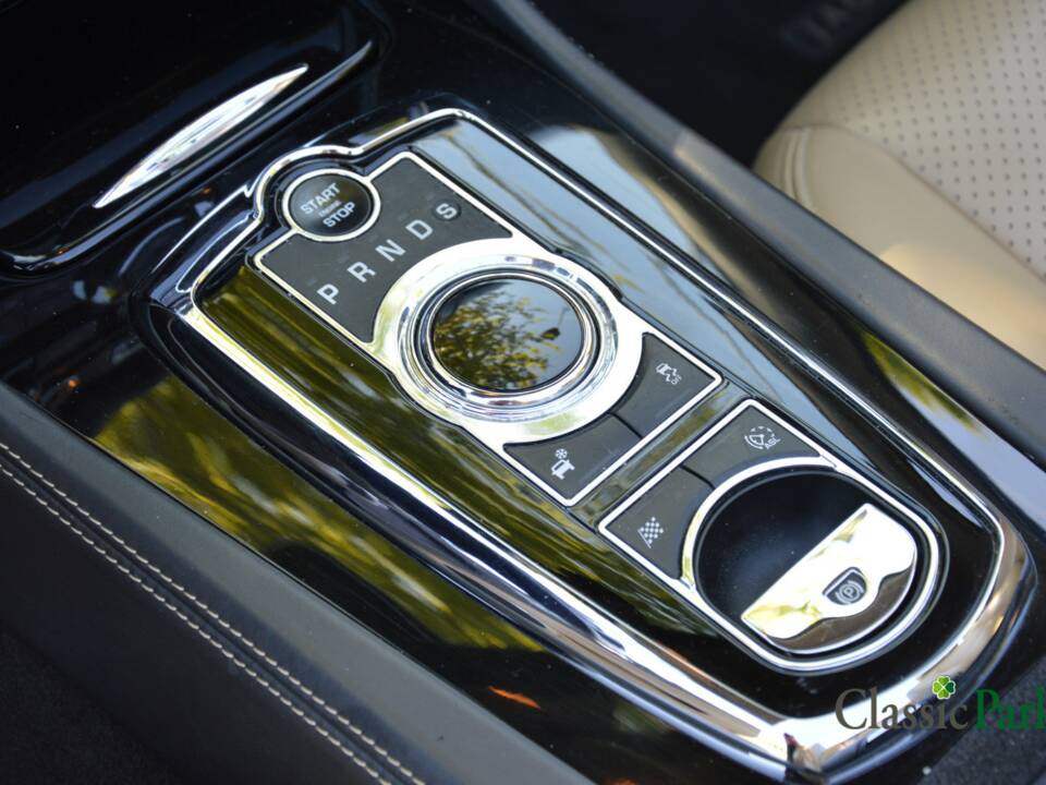 Image 46/50 de Jaguar XK (2012)