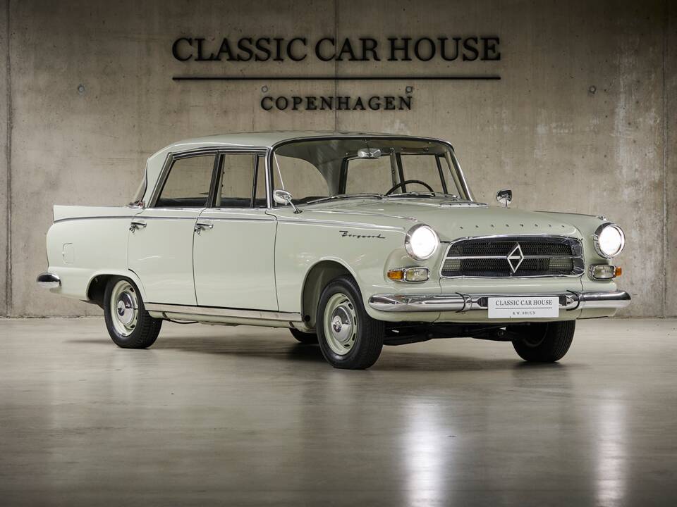 Image 26/96 de Borgward P 100 2.3 Litre (1960)