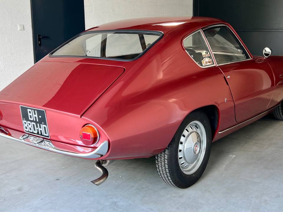 Image 9/17 of FIAT Ghia 1500 GT (1963)