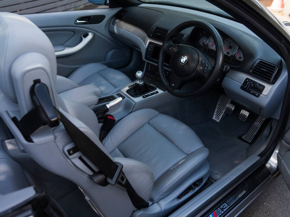 Immagine 50/70 di BMW M3 (2004)