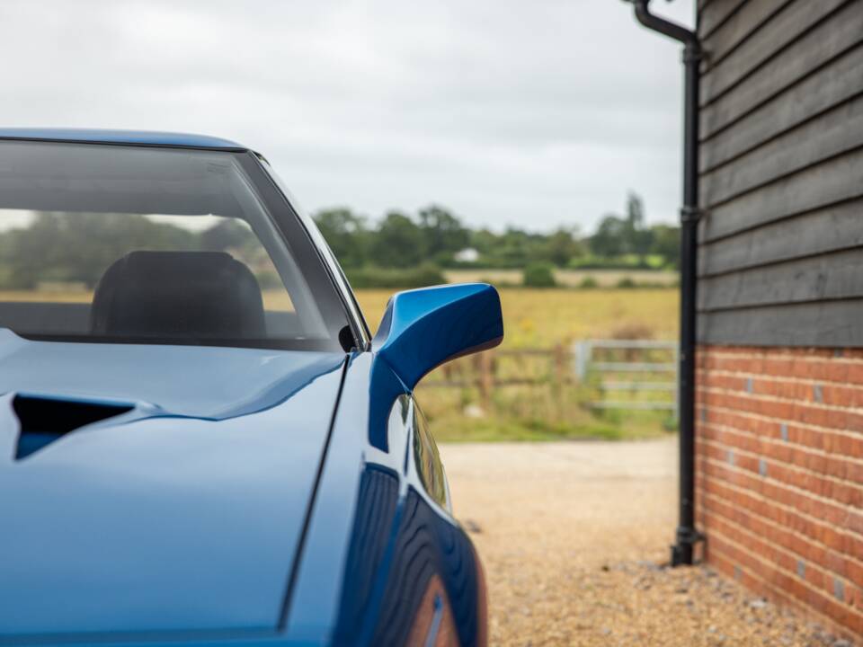 Image 27/82 de Aston Martin V8 Zagato Vantage X-Pack (1987)