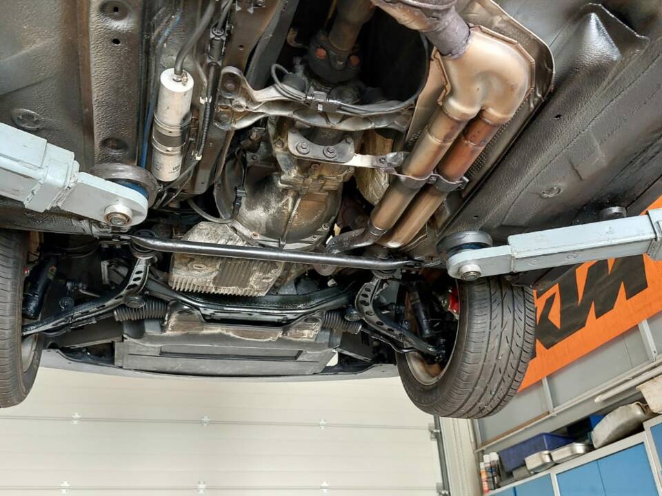 Bild 34/37 von BMW 323ti (1999)