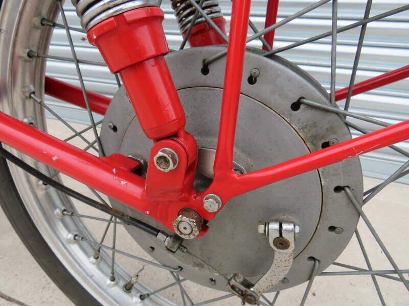 Image 30/43 of MV Agusta 175 CS Sport Disco Volante (1955)