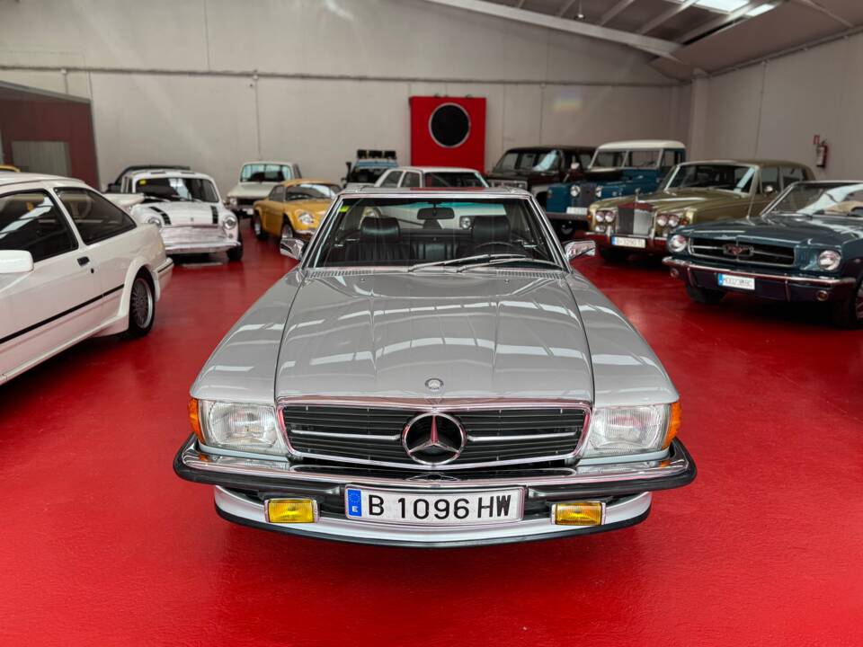 Image 1/34 of Mercedes-Benz 420 SL (1987)