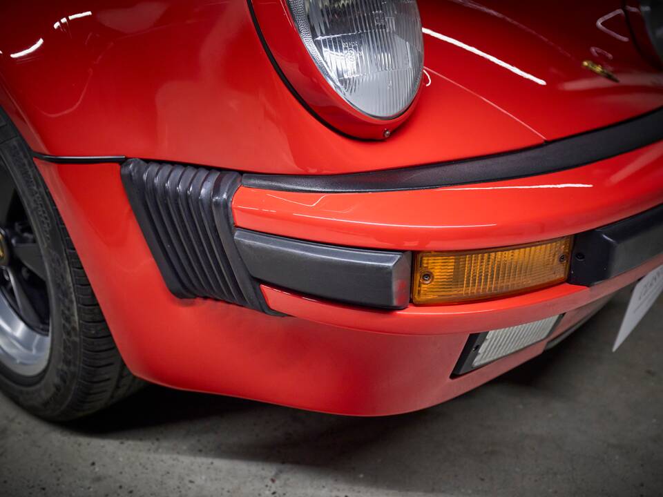 Immagine 46/96 di Porsche 911 Speedster 3.2 (1989)
