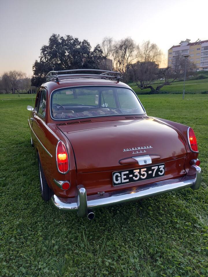 Image 17/73 of Volkswagen 1500 S (1964)