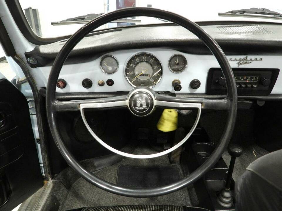 Afbeelding 7/15 van Volkswagen Karmann Ghia 1600 (1969)