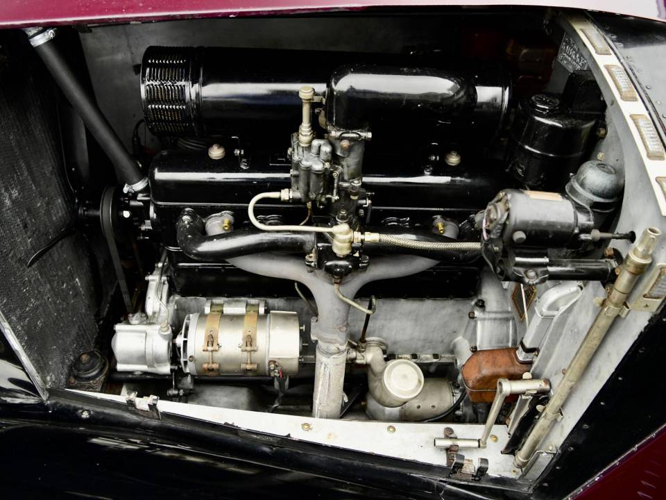 Image 24/50 of Rolls-Royce 25&#x2F;30 HP (1938)