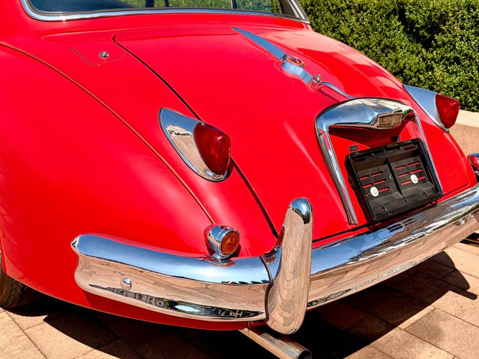 Imagen 9/20 de Jaguar XK 150 FHC (1957)