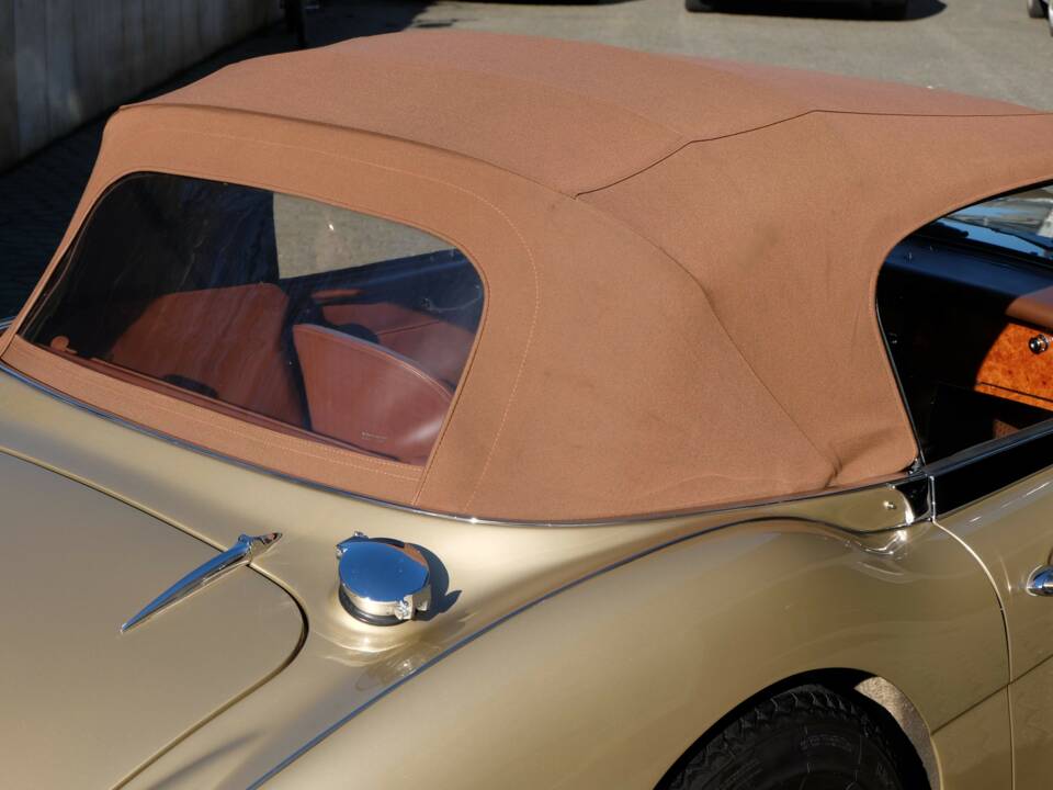 Image 14/68 of Austin-Healey 3000 Mk III (BJ8) (1965)