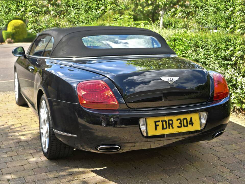 Bild 15/42 von Bentley Continental GTC W12 (2011)