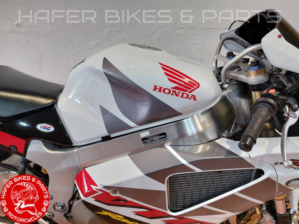 Imagen 21/41 de Honda DUMMY (2004)