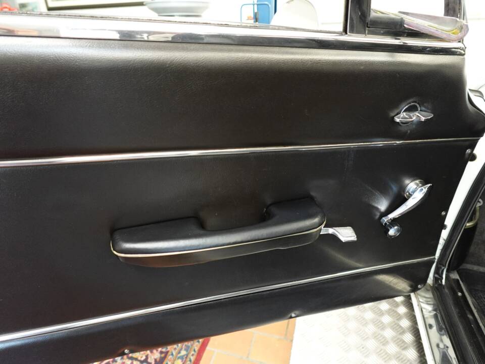 Bild 7/67 von Alfa Romeo Giulia 1300 GT Junior (1968)