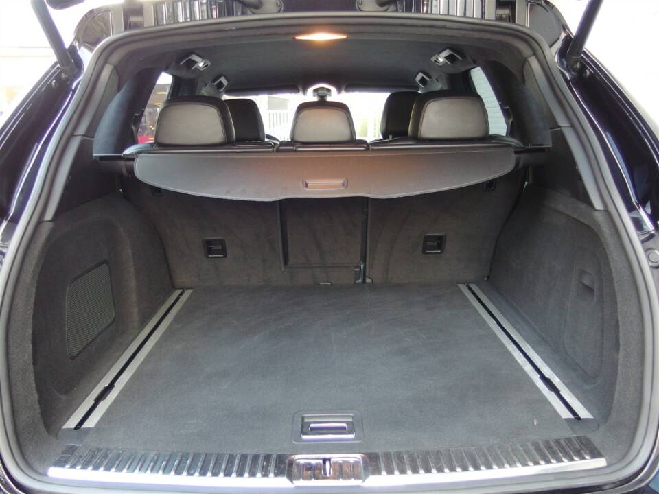 Imagen 84/97 de Porsche Cayenne Turbo (2011)