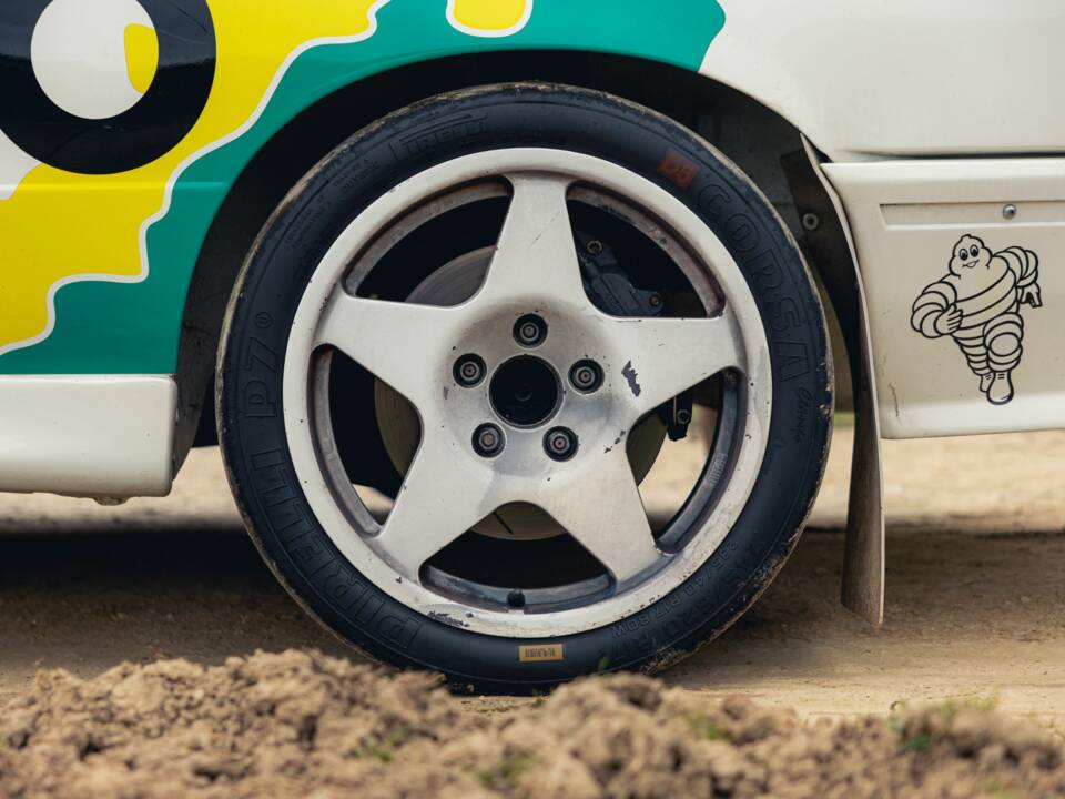 Image 14/56 de BMW M3 (1988)