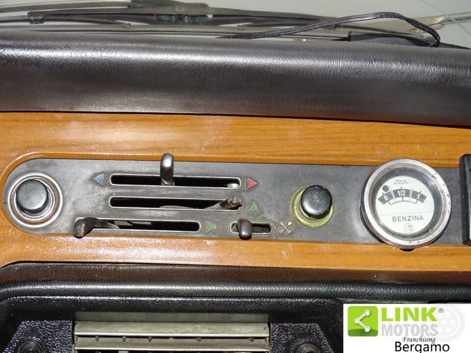 Image 8/10 de Lancia Fulvia 1.3 S (1973)